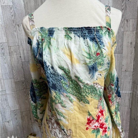 Chaps Cold Shoulder 2x adorable Top - Picture 2 of 16